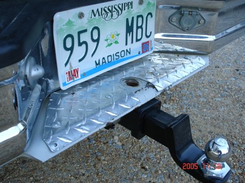 1995 Ford Bronco - Customized diamond plate rear bumper step