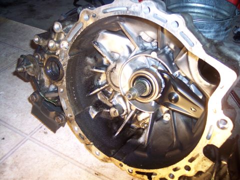 1995 Ford Probe - Close-up view of a transmission bell housing, showing internal components.