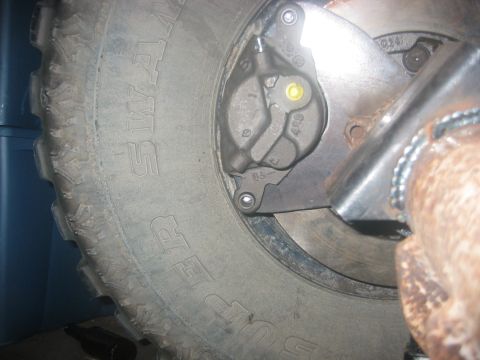 1989 Ford Bronco - Extensive (possibly/probaly too much) grinding required to fit 15 inch wheels. Gonna go to 16 or 16.5s