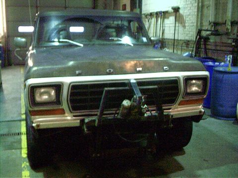 1979 Ford Bronco - Front view of a 1979 Ford Bronco, equipped with a plow mount.