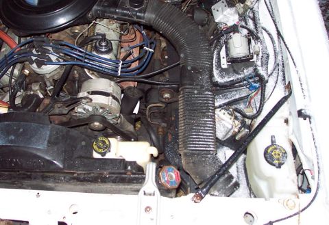 1985 Ford LTD Crown Victoria - rectangle-to-circle air snorkle came from a CFI V6 fox body car.