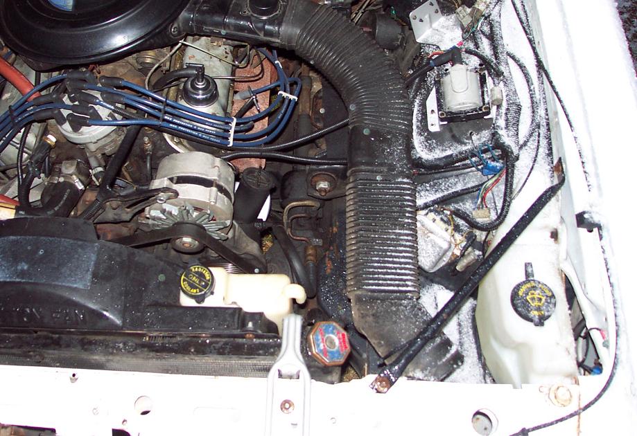 rectangle-to-circle air snorkle came from a CFI V6 fox body car.