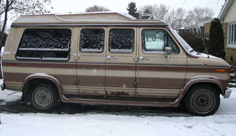 1986 Ford E150 “Blunt Van”