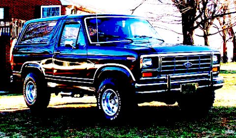1983 Ford Bronco - Front 3/4 view of a 1983 Ford Bronco parked outdoors.