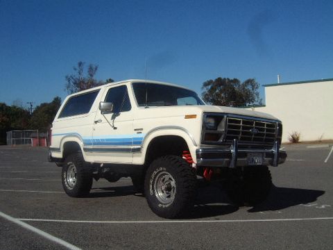 1986 Ford Bronco photo