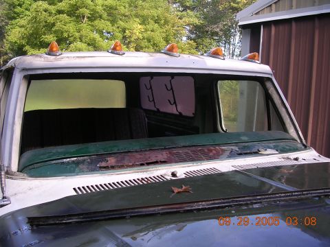 1978 Ford Bronco - Front view of a 1978 Ford Bronco cab showing the roofline and windshield.