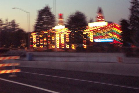 1996 Ford Bronco - Shilo Inn Christmas Lights (12/10/2005)