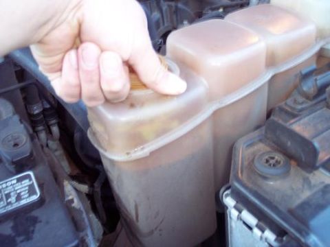 2000 Ford Excursion “Xochi”