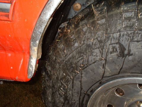 1995 Ford F-150 - Front tucking into the fender.