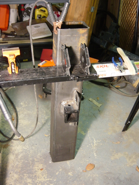1991 Ford Bronco - Business end of the bumper. Welds around the receiver tube are three pass fillet, chain plate is filleted to bumper on both sides and to tu…