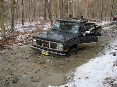 1978 Chevrolet C/K Pickup - yup he is stuck