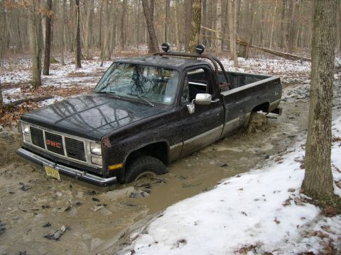 1978 Chevrolet C/K Pickup - aight she is in there