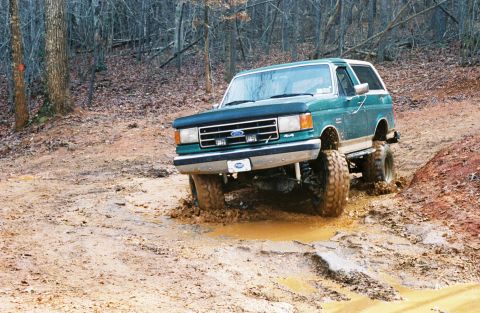 1990 Ford Bronco - I decided I like Uwharrie a lot better when it's wet. Still not a mega-challenge, but much more fun.