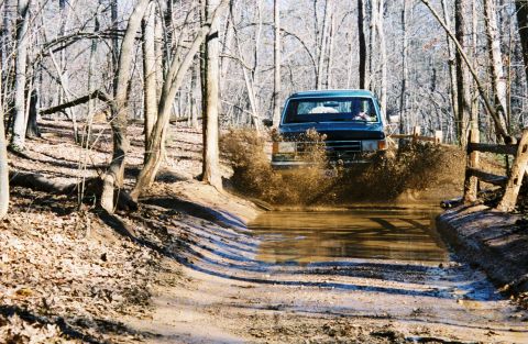 1990 Ford Bronco - mud sweet mud