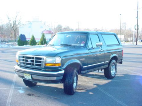 1995 Ford Bronco photo