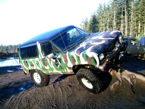 1987 Ford Bronco II - rear wheel stuffed