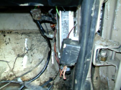 1987 Ford Bronco II - mounted mine down here so I can get at it