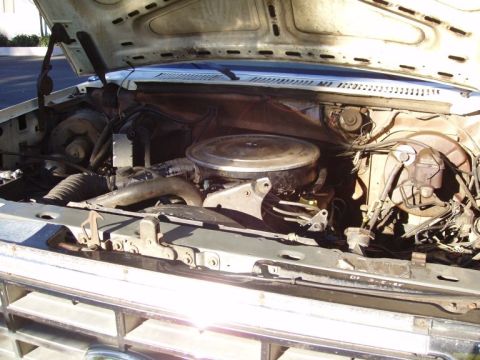 1985 Ford Bronco - Another shot of the engine.