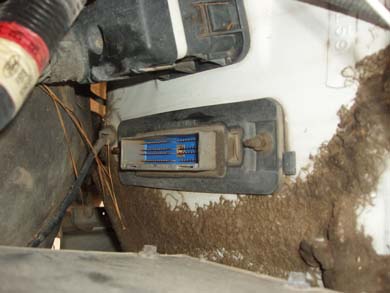 1995 Ford C-350 (Centurion Conversions)