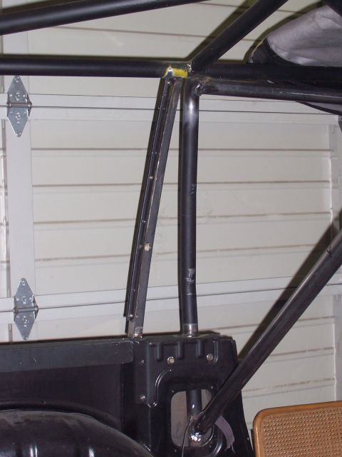 1988 Suzuki Samurai - targa frame 3