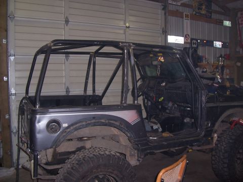 1988 Suzuki Samurai - targa frame 5
