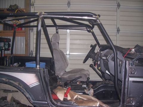 1988 Suzuki Samurai - cross brace with seat 2