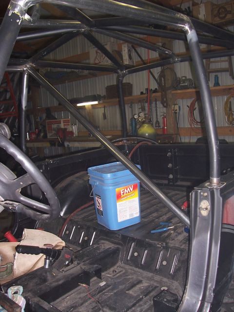 1988 Suzuki Samurai - cross brace with out seat 2