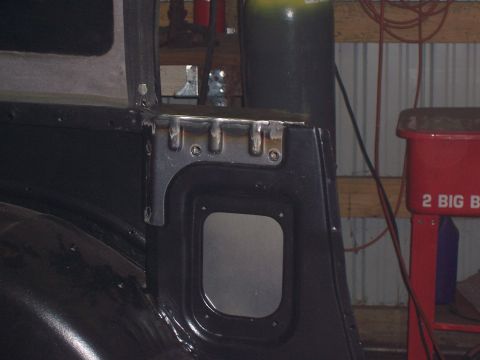 1988 Suzuki Samurai - body tie in 2