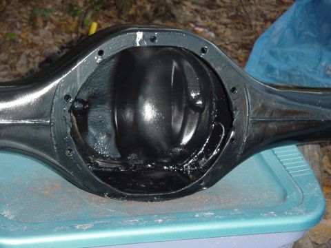 1989 Ford Bronco - A black rear differential housing is shown, with the Supermotors logo visible at the bottom right.