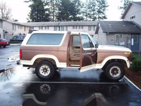 1985 Ford Bronco photo