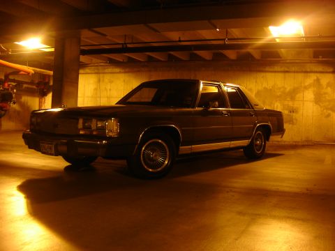1988 Ford Crown Victoria LTD - This sedan's boxy body style and grille suggest an earlier model year than claimed.
