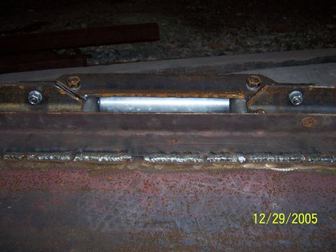 1985 Ford Bronco - welded support