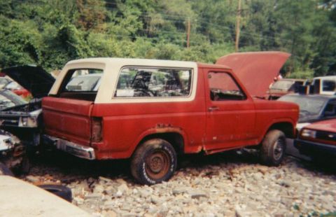 1983 Ford Bronco - Clock amd Radio bezzle came from this one.