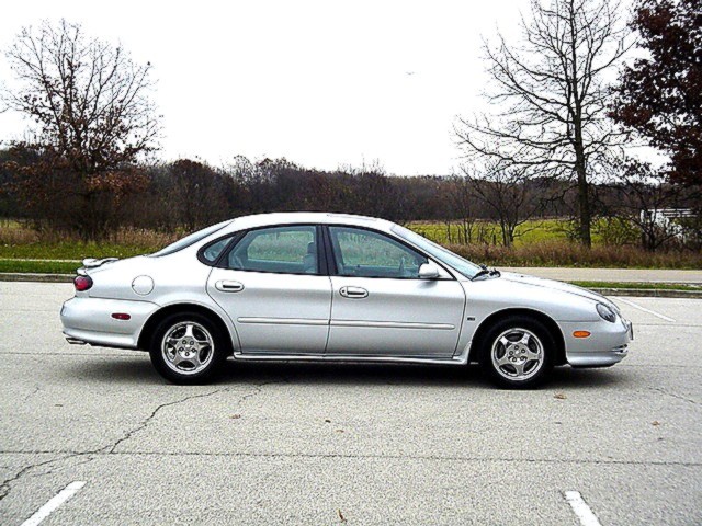 1998 Ford Taurus