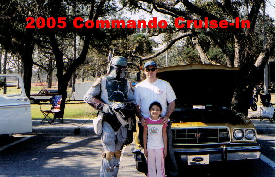 Boba Fett and daughter at 2005 Commando Cruise-In
