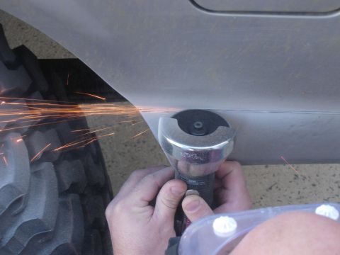 1995 Ford Bronco - Air tools are fun...