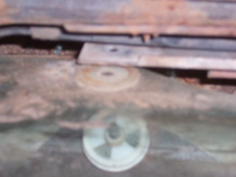 1978 Ford Bronco - This is what the window looks like when it's sitting down in the tailgate.