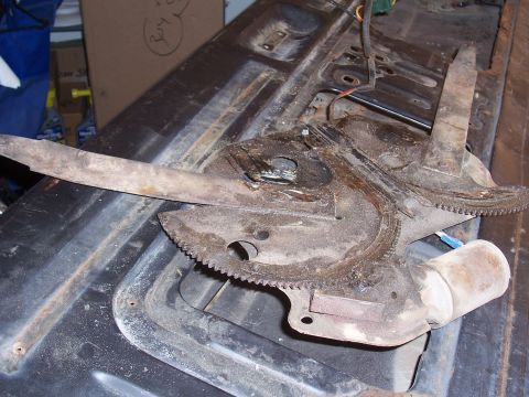 1978 Ford Bronco - Window mechanism and motor removed. Engine degreaser and dielectric grease will make these things look brand new.