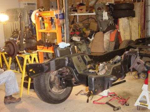 1991 Ford Bronco - Getting ready to press out the old center bushing ...