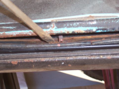 1978 Ford Bronco - Close-up of one of the clips.