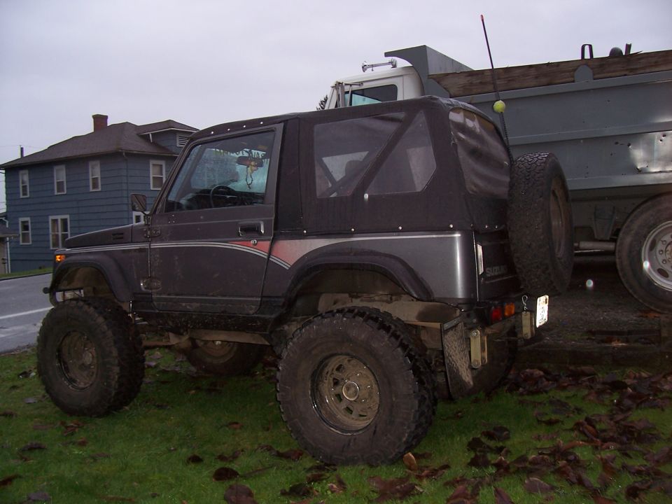 1988 Suzuki Samurai “greysami”
