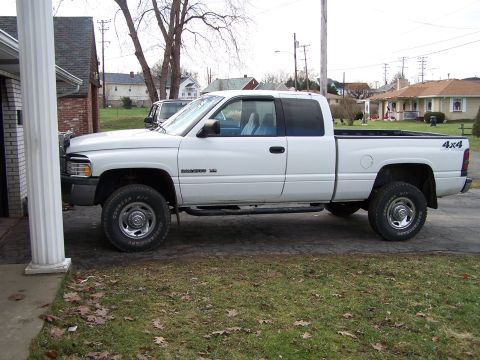 1997 Dodge 2500 photo