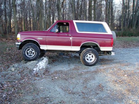 1993 Ford Bronco photo