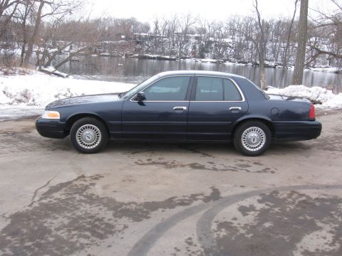1999 Ford Crown Victoria