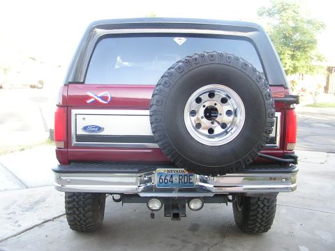 1986 Ford Bronco - Booty Shot, down boy!