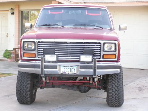 1986 Ford Bronco - Check the grill...Stylin!