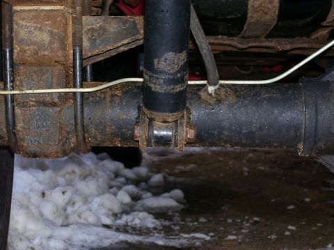 1990 Ford Ranger - Another pick of rear shock