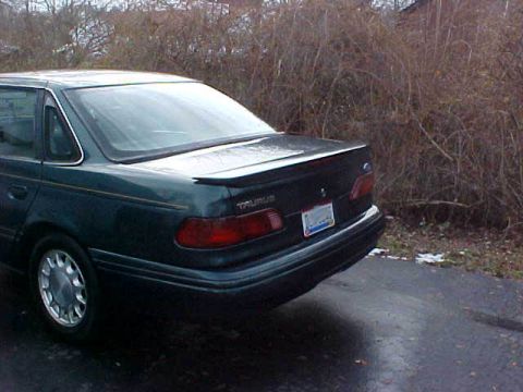 1995 Ford Taurus - Rear End Clean