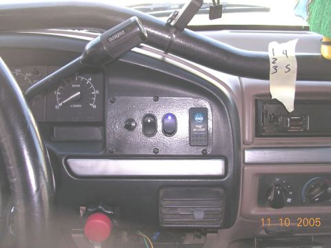 1994 Ford Bronco - still needs labeling, but from left to right is the winch in/out, the winch power switch for the in/out, the york switch, the ARB switch fo…