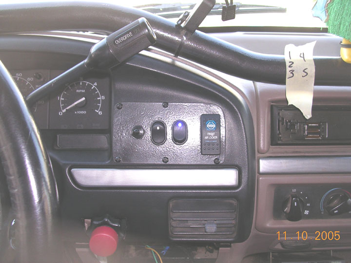 still needs labeling, but from left to right is the winch in/out, the winch power switch for the in/out, the york switch, the ARB switch for front axle